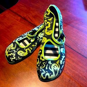 Hot chocolate glow in the dark ghost maryjanes
